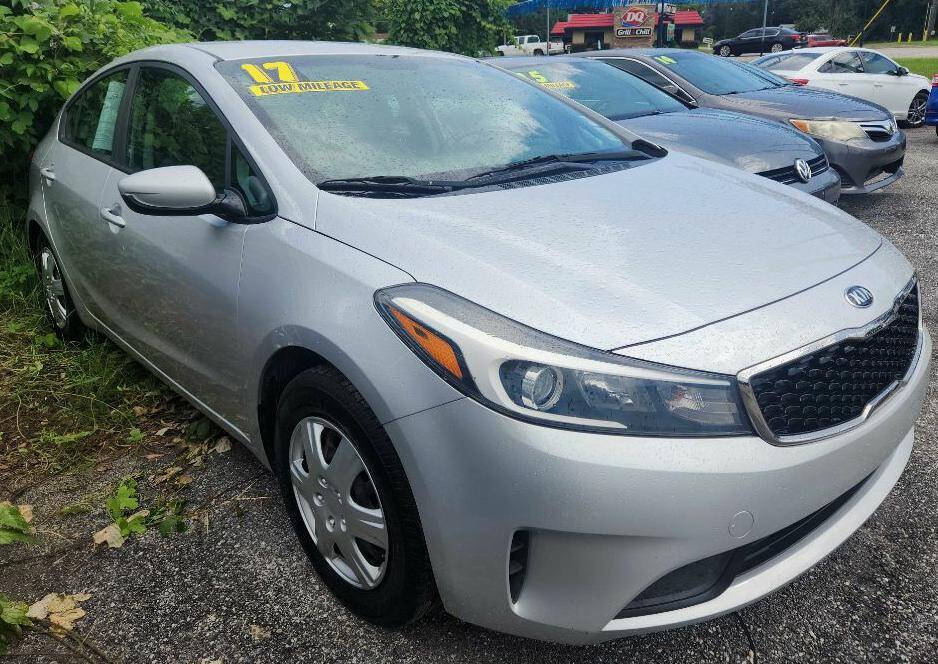 Image 3 of 2017 Kia Forte