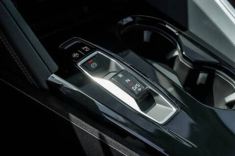 2025 Audi Q5 quattro Premium Plus TFSI