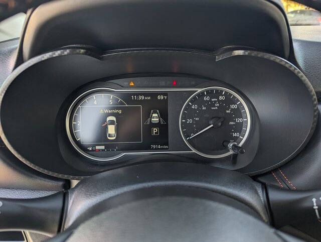 2025 Nissan Versa SR