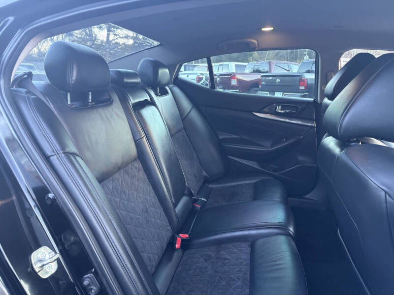 2017 Nissan Maxima 3.5 SR