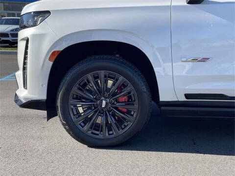 2024 Cadillac Escalade-V ESV