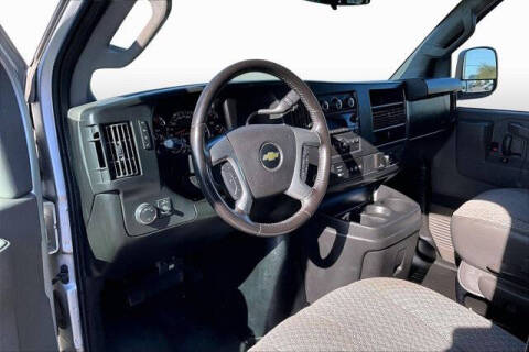 2016 Chevrolet Express LT 3500