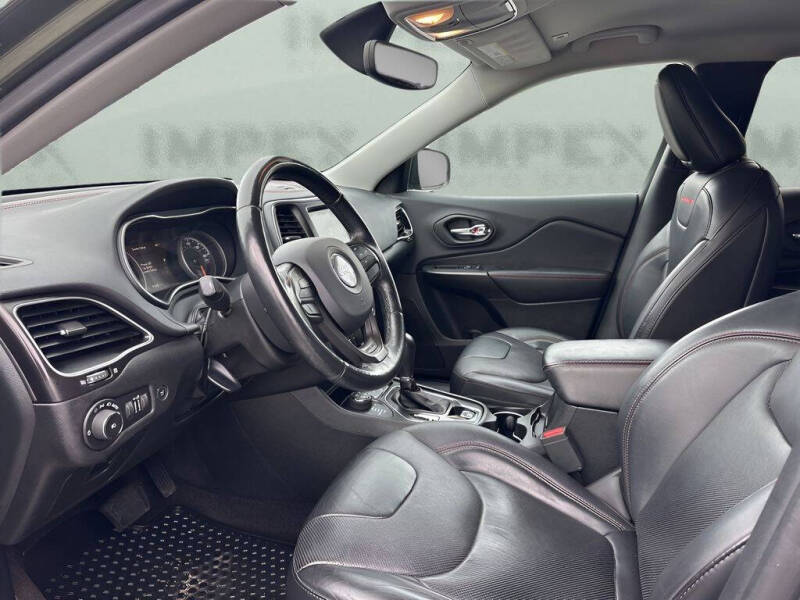 2019 Jeep Cherokee Trailhawk