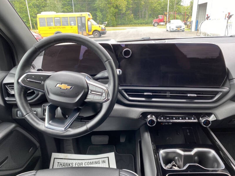 2025 Chevrolet Silverado EV LT