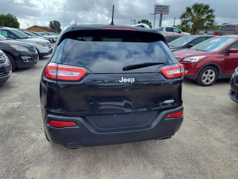 2015 Jeep Cherokee Altitude