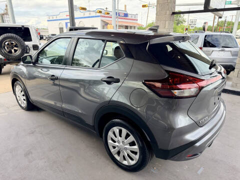 2021 Nissan Kicks S