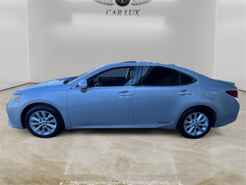 2013 Lexus ES 300h