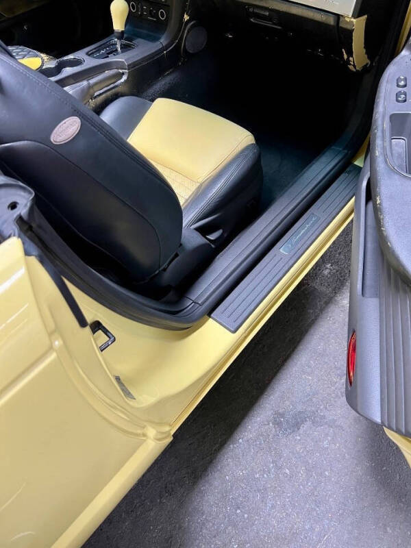 2002 Ford Thunderbird Deluxe