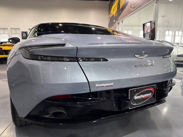 2019 Aston Martin DB11 V8