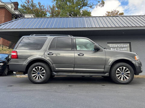 2015 Ford Expedition for sale at Auto Credit Connection LLC in Uniontown PA