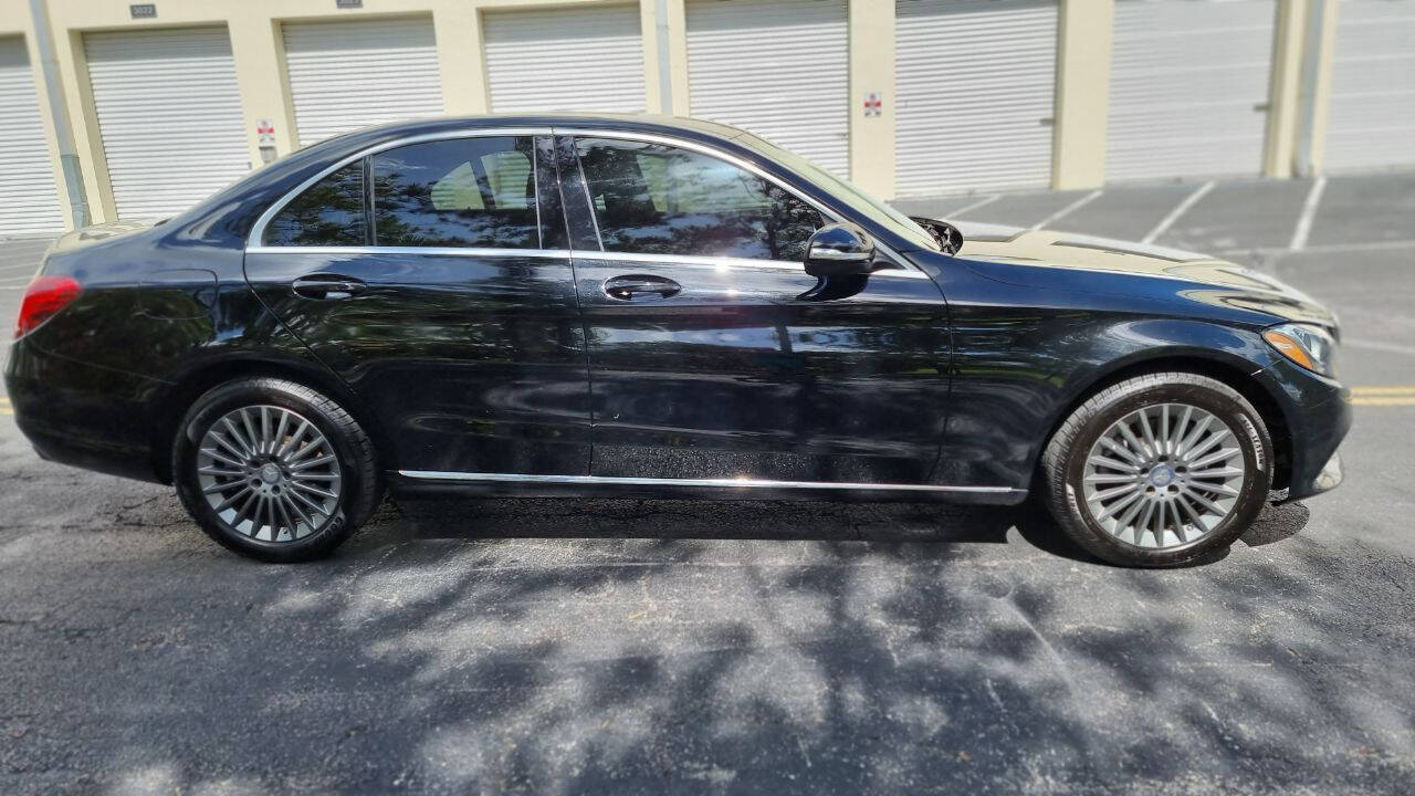 2015 Mercedes-Benz C-Class  - $15,999