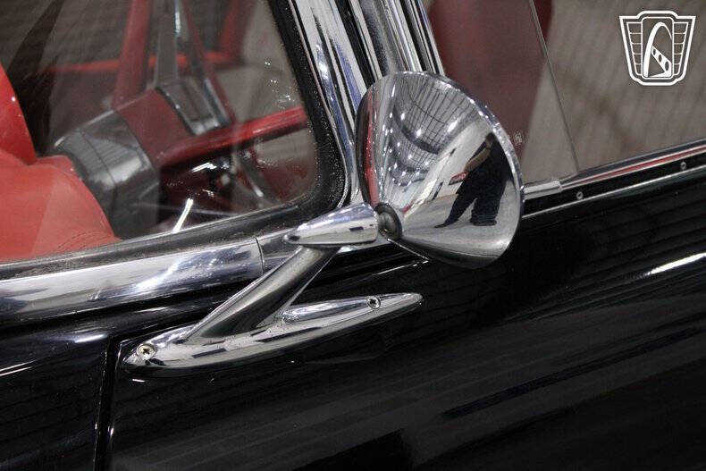 1956 Ford Thunderbird