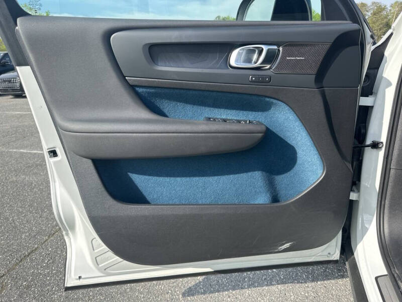 2023 Volvo C40 Recharge Twin Ultimate