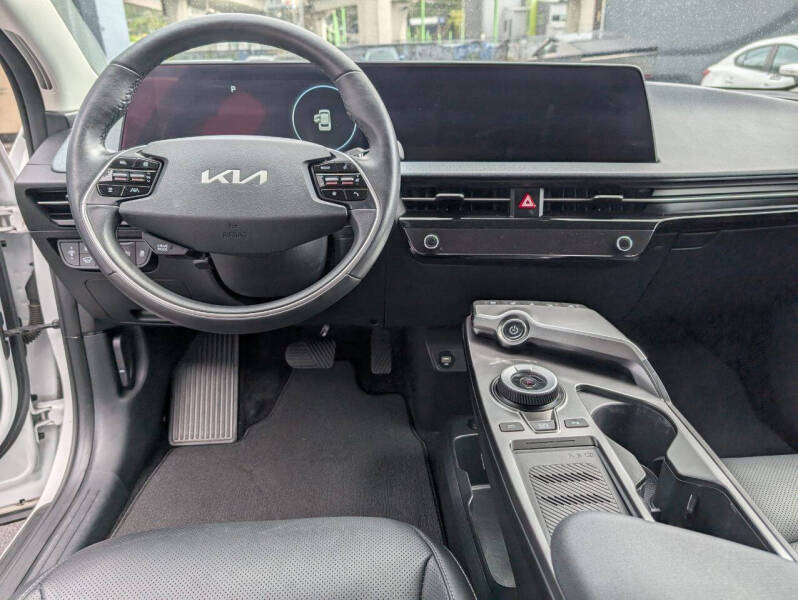 2024 Kia EV6 Wind