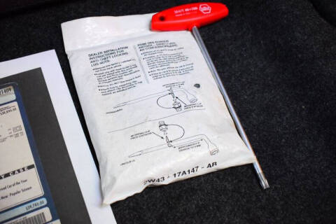 2002 Ford Thunderbird Deluxe