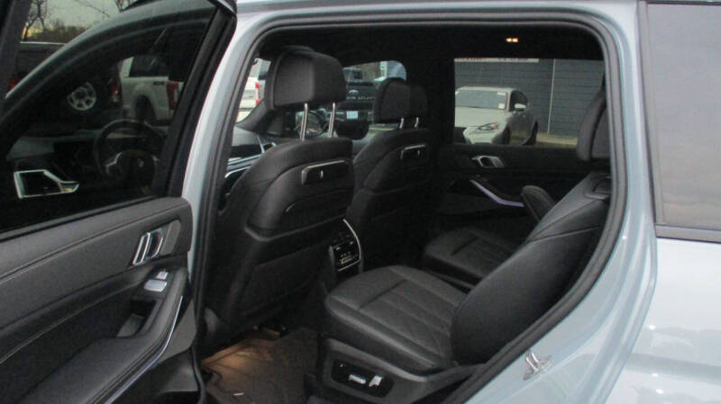 2023 BMW X7 xDrive40i