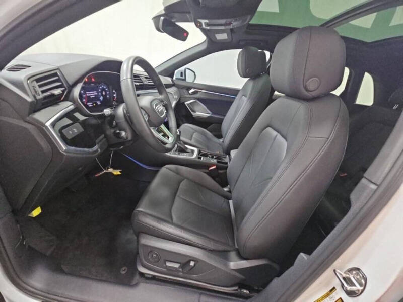 2023 Audi Q3 quattro S line Prem Plus 45 TFSI