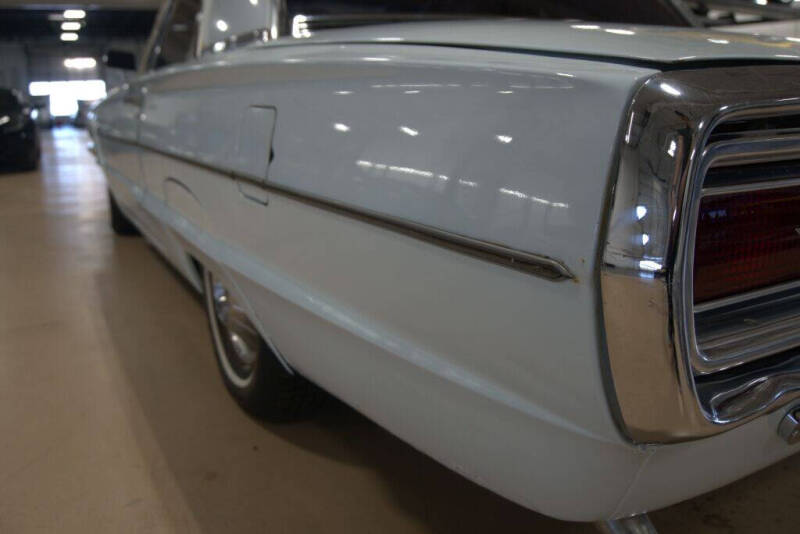 1964 Ford Thunderbird