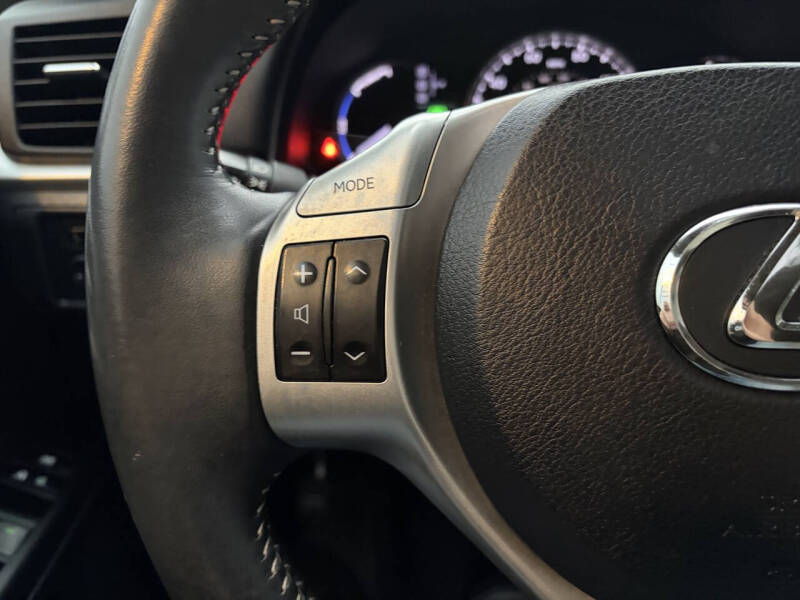 2011 Lexus CT 200h Premium