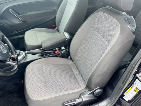 2019 Volkswagen Beetle 2.0T S