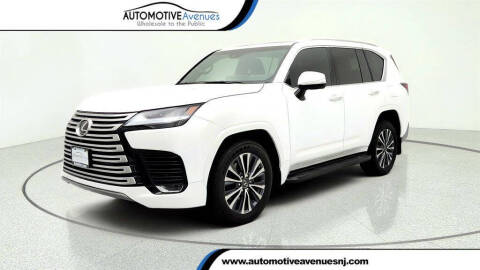 2023 Lexus LX 600 Premium Photo