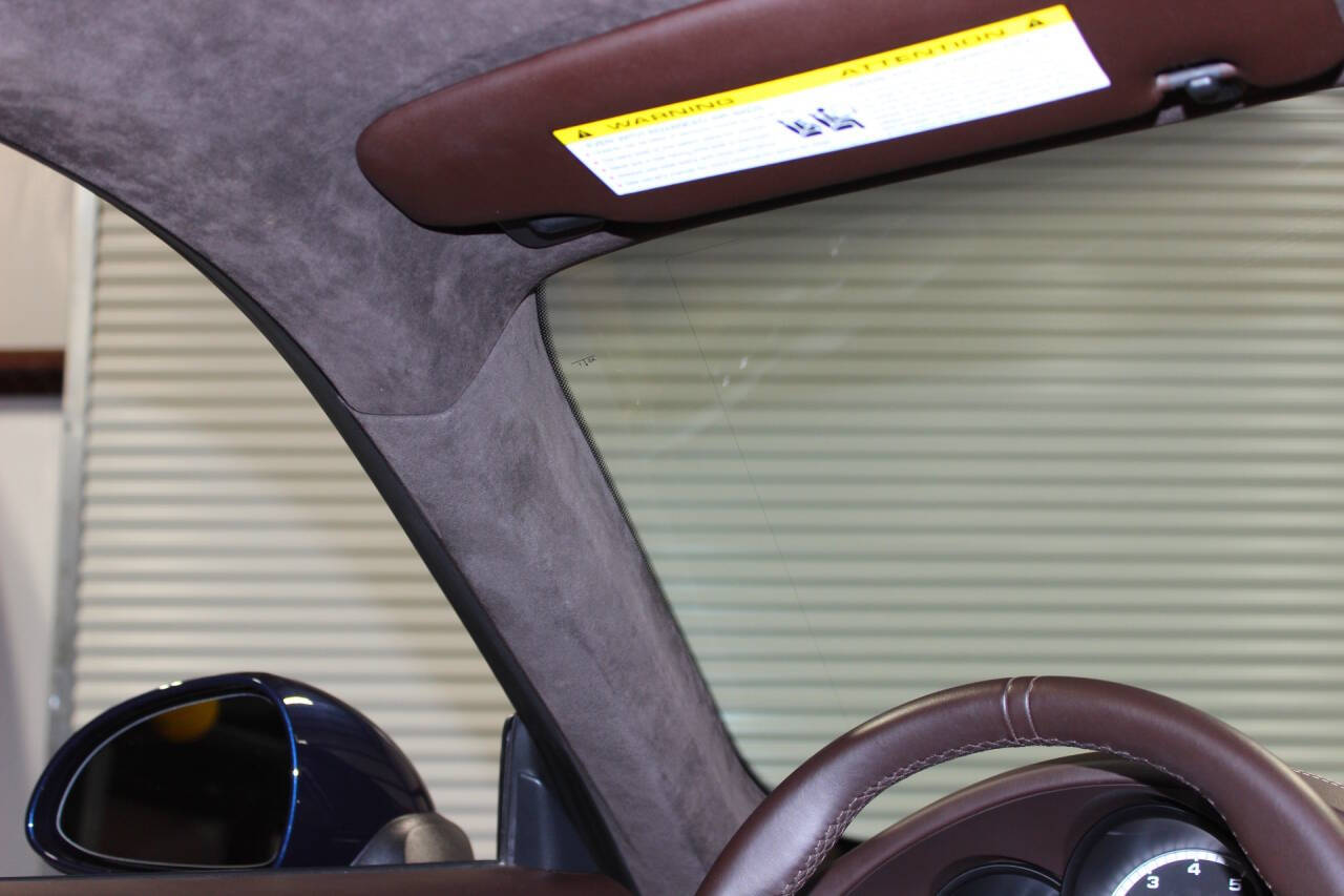 2015 Porsche 911 37