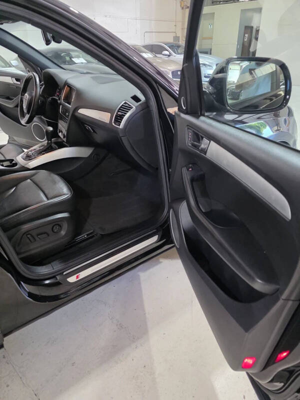 2012 Audi Q5 3.2 quattro Prestige