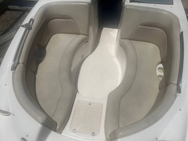 2004 Chaparral 236 Sunesta