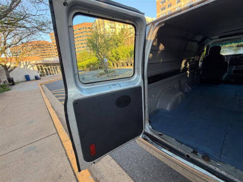 2009 Ford E-Series E-250