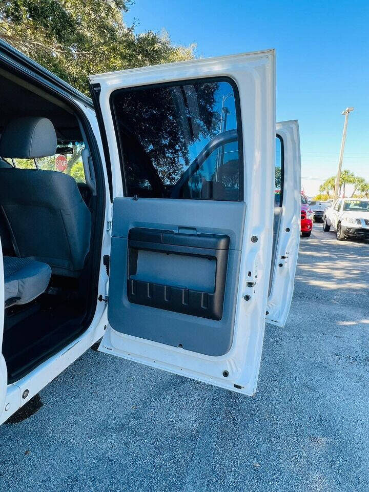 2012 Ford F-250 Super Duty  - $22,950