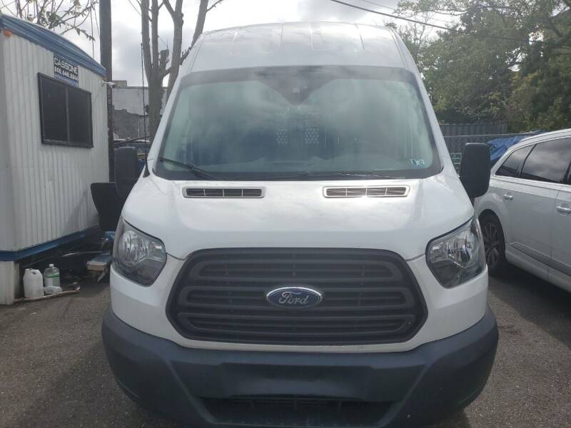 2017 Ford Transit Cargo for sale at OFIER AUTO SALES in Freeport NY