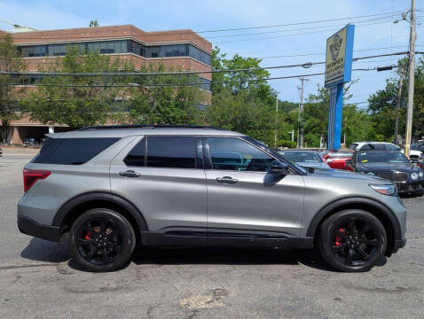 2020 Ford Explorer ST