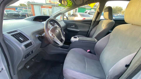 2012 Toyota Prius v Five