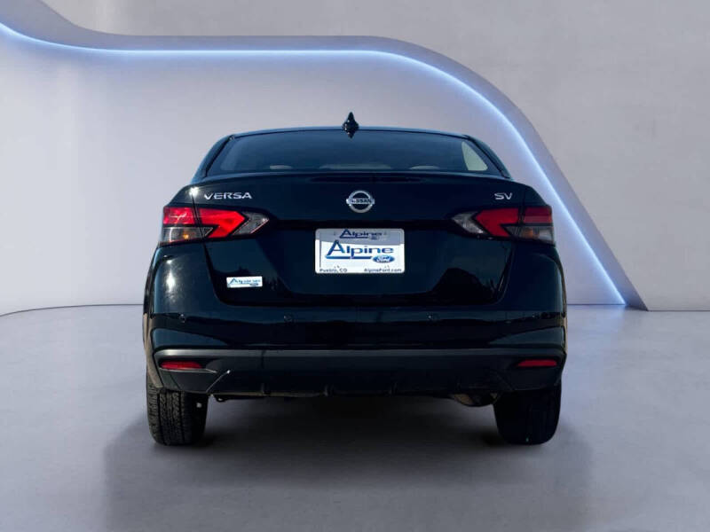 2021 Nissan Versa SV