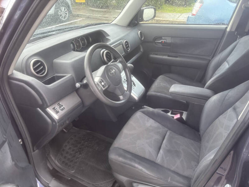 2012 Scion xB Release Series 9.0