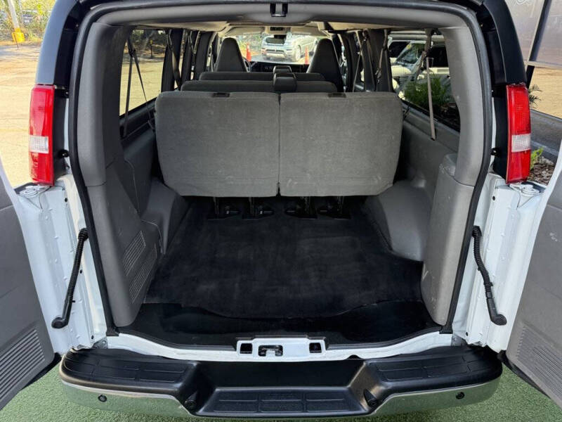2023 Chevrolet Express LT 3500