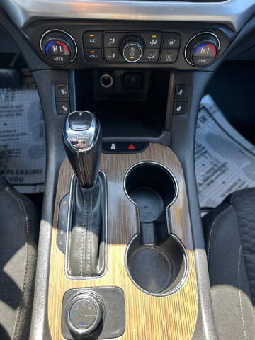 2018 GMC Acadia SLE-2