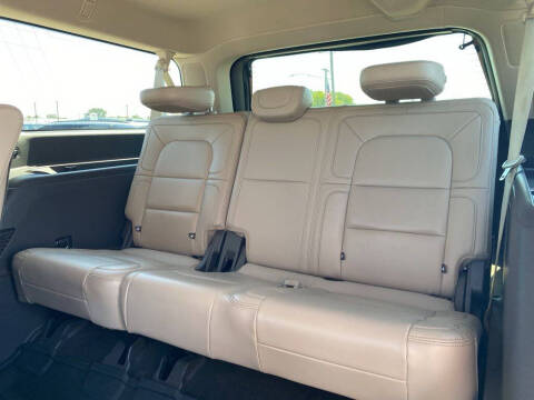 2023 Lincoln Navigator L Reserve