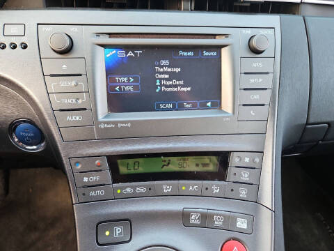 2015 Toyota Prius Three