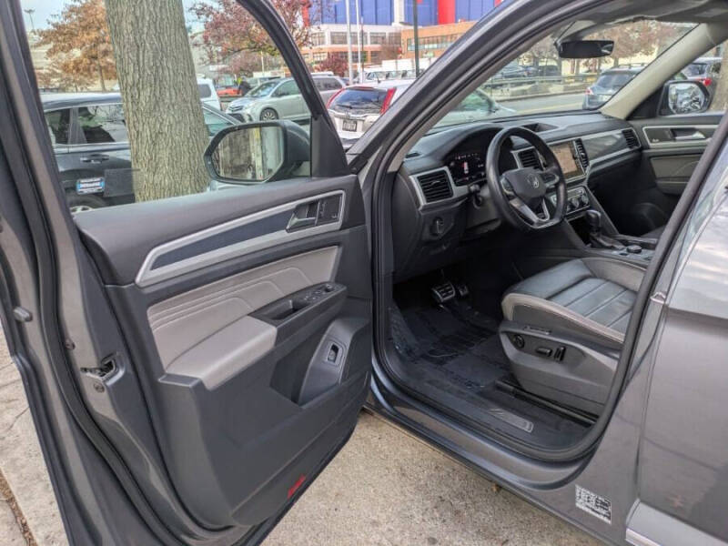 2022 Volkswagen Atlas V6 SEL Premium R-Line 4Motion