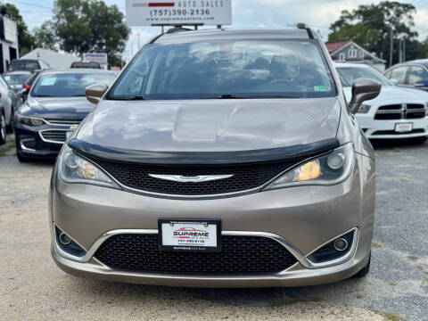 2017 Chrysler Pacifica Touring-L Plus