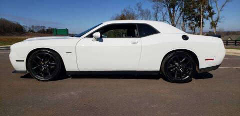 2019 Dodge Challenger for sale at Tennessee Valley Wholesale Autos LLC in Huntsville AL