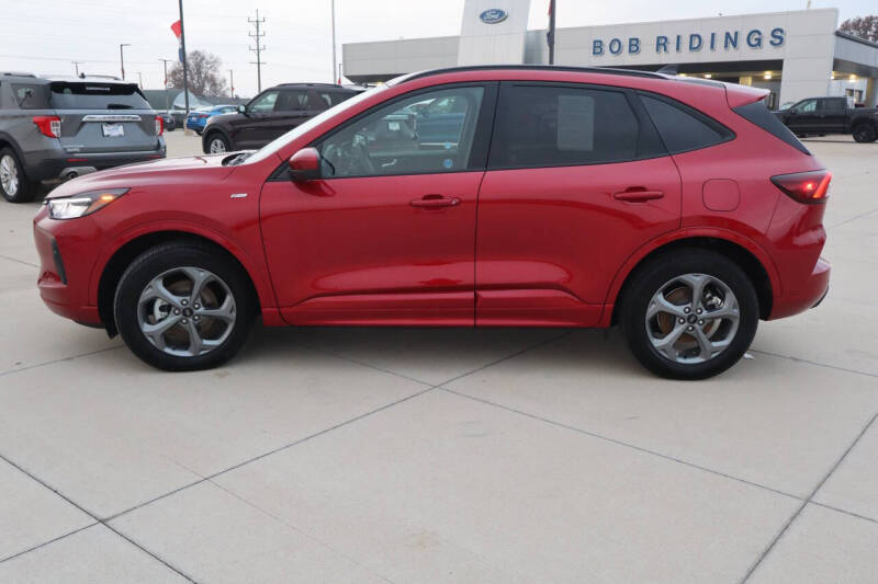 2023 Ford Escape Hybrid ST-Line Select