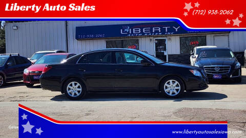 2009 Toyota Avalon for sale at Liberty Auto Sales in Merrill IA