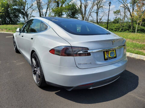 2016 Tesla Model S P90D