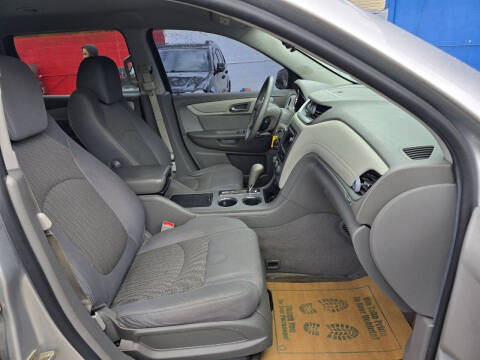 2014 Chevrolet Traverse LS