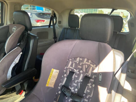 2014 Chrysler Town and Country Touring