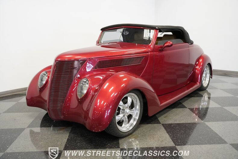 1937 Ford Cabriolet