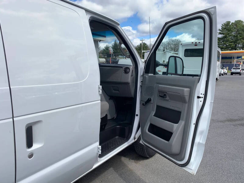 2012 Ford E-Series E-150