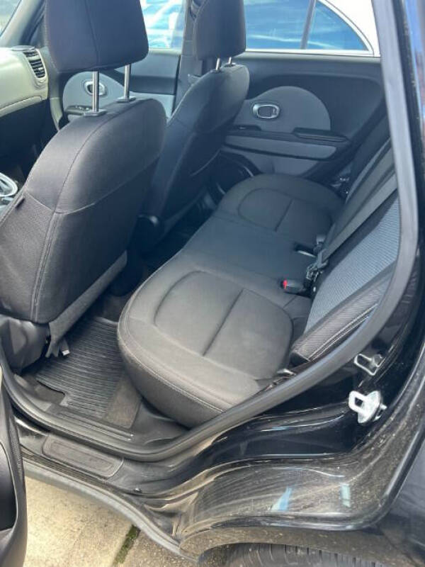2017 Kia Soul +